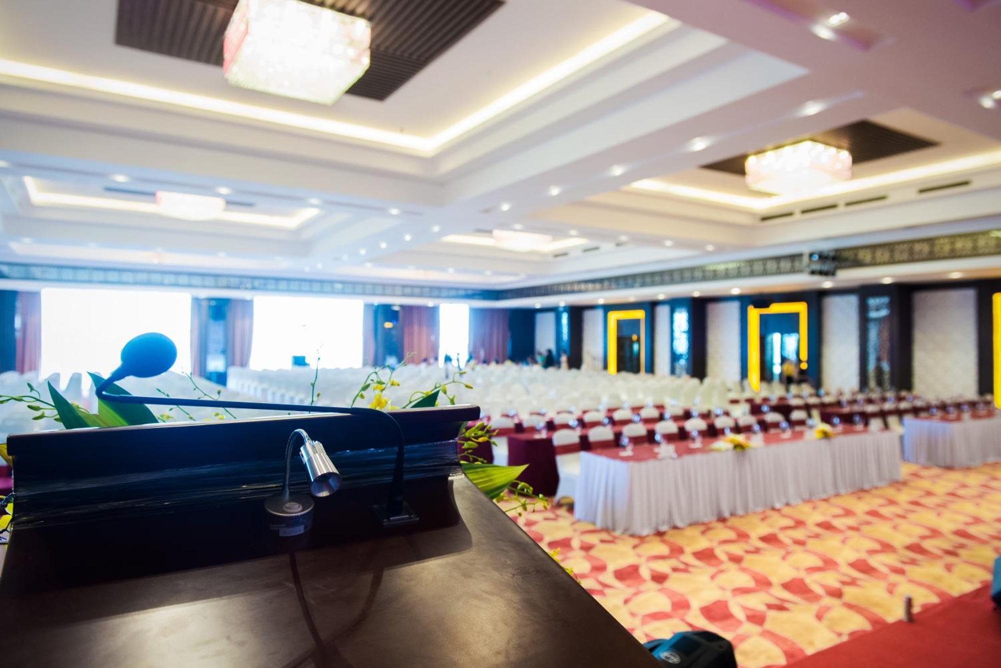 Muong Thanh Luxury Nhat Le Hotel Dong Hoi Extérieur photo
