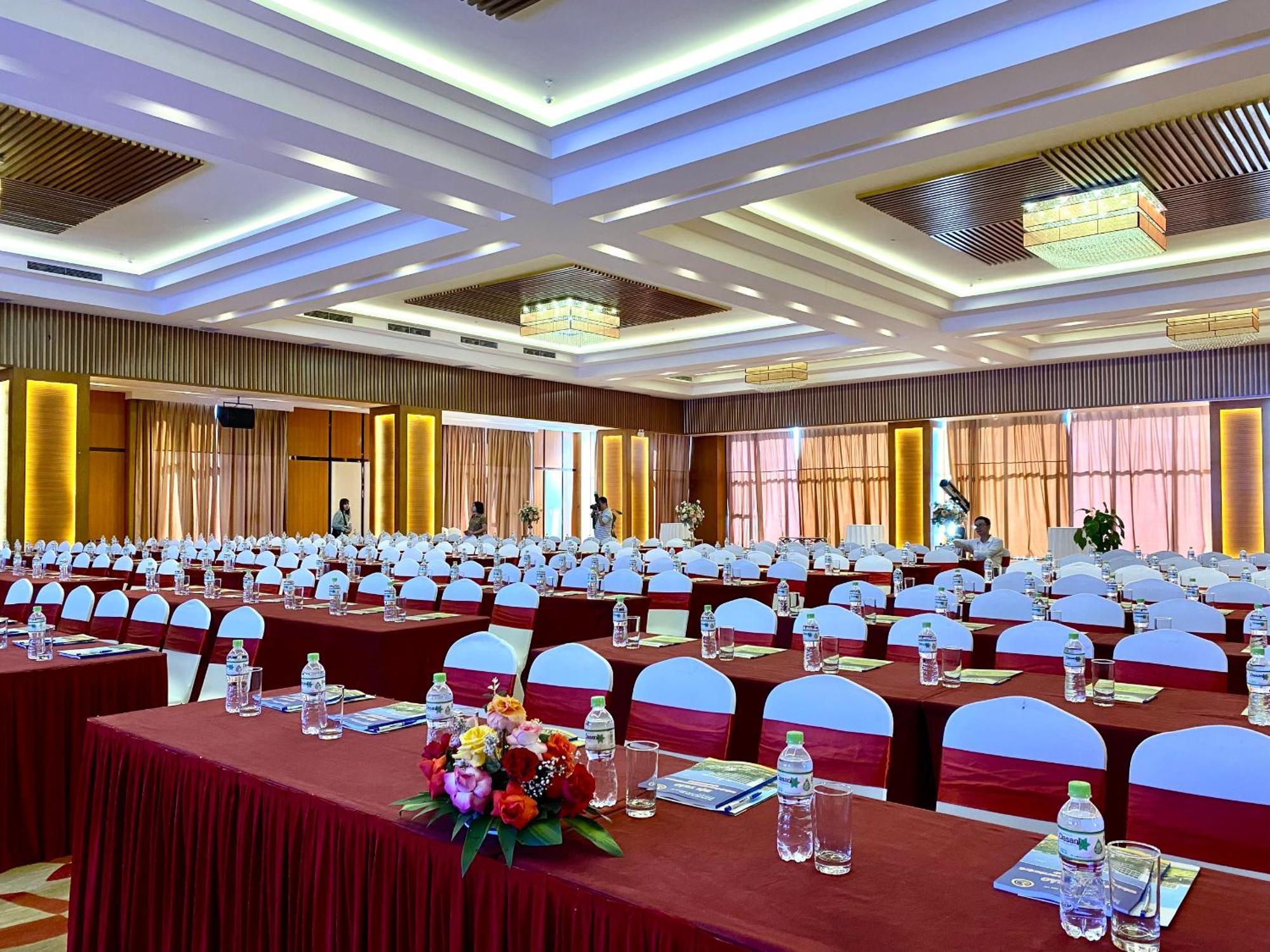 Muong Thanh Luxury Nhat Le Hotel Dong Hoi Extérieur photo