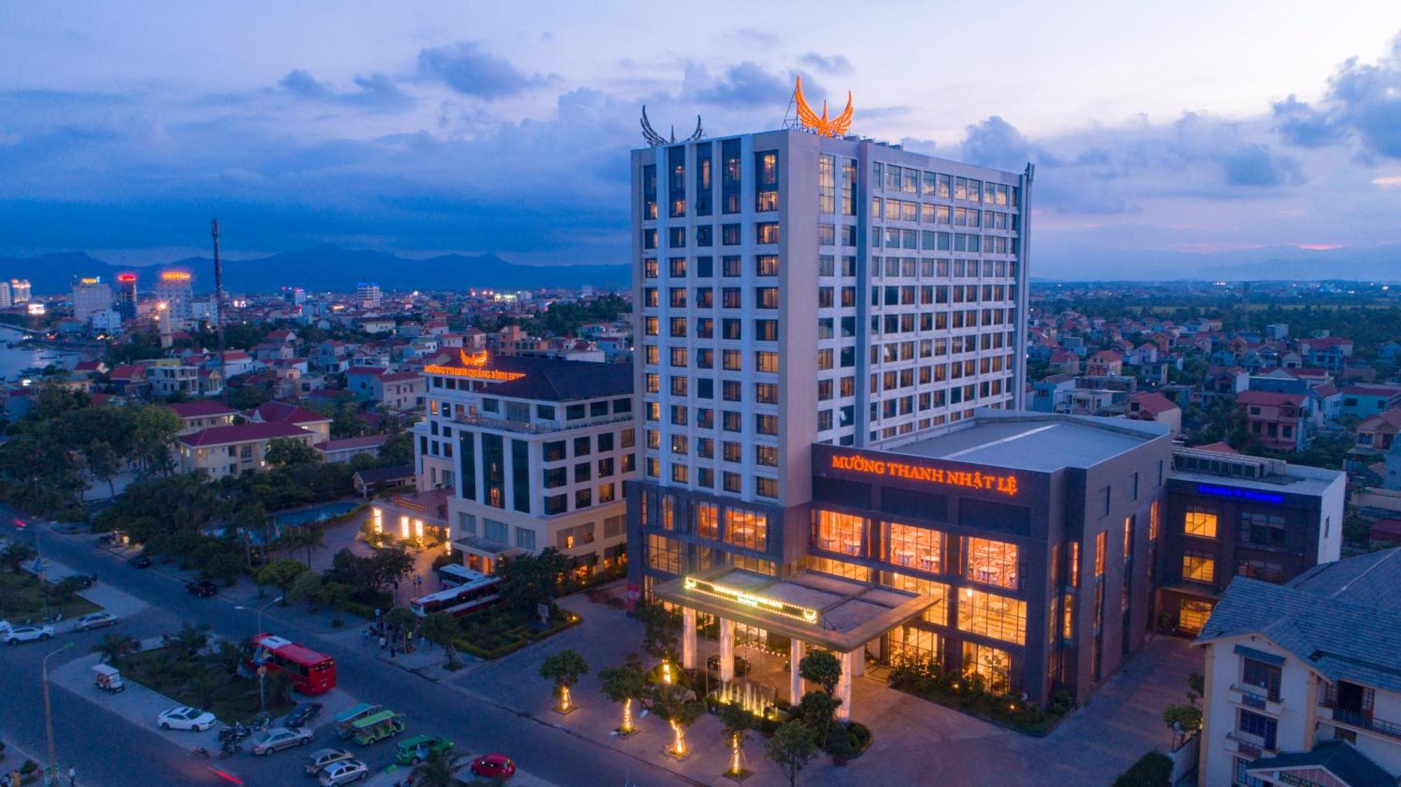 Muong Thanh Luxury Nhat Le Hotel Dong Hoi Extérieur photo