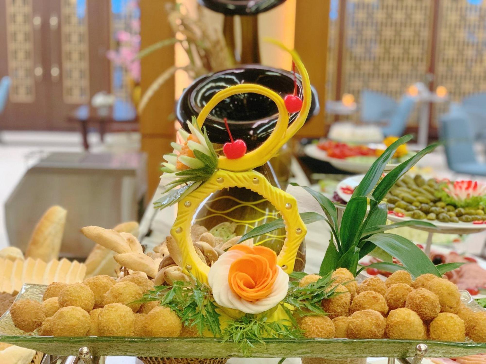Muong Thanh Luxury Nhat Le Hotel Dong Hoi Extérieur photo