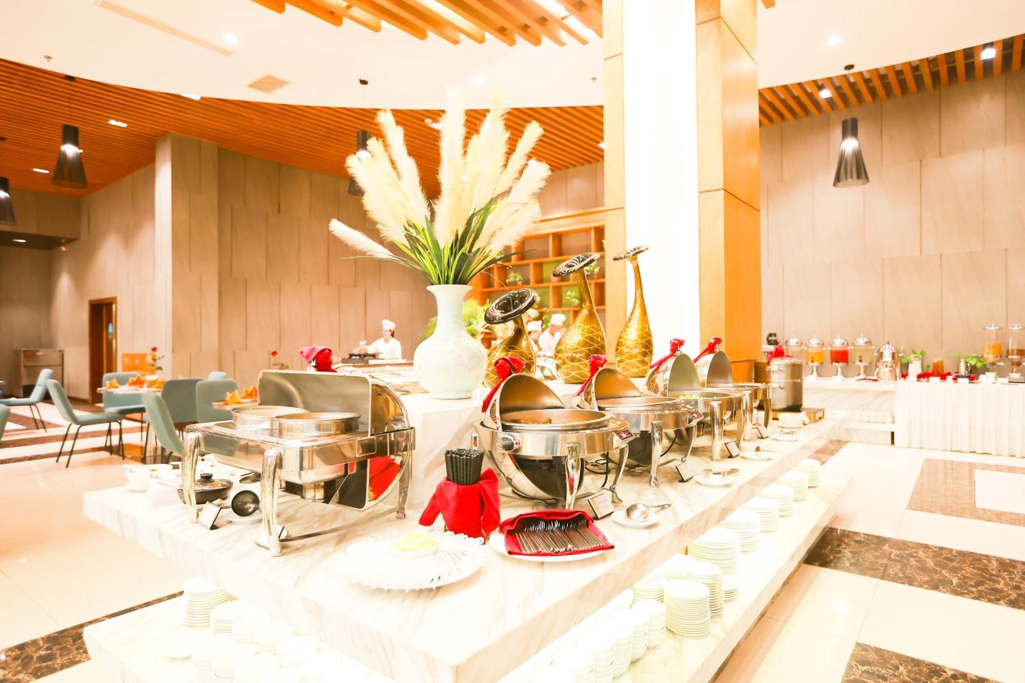 Muong Thanh Luxury Nhat Le Hotel Dong Hoi Extérieur photo