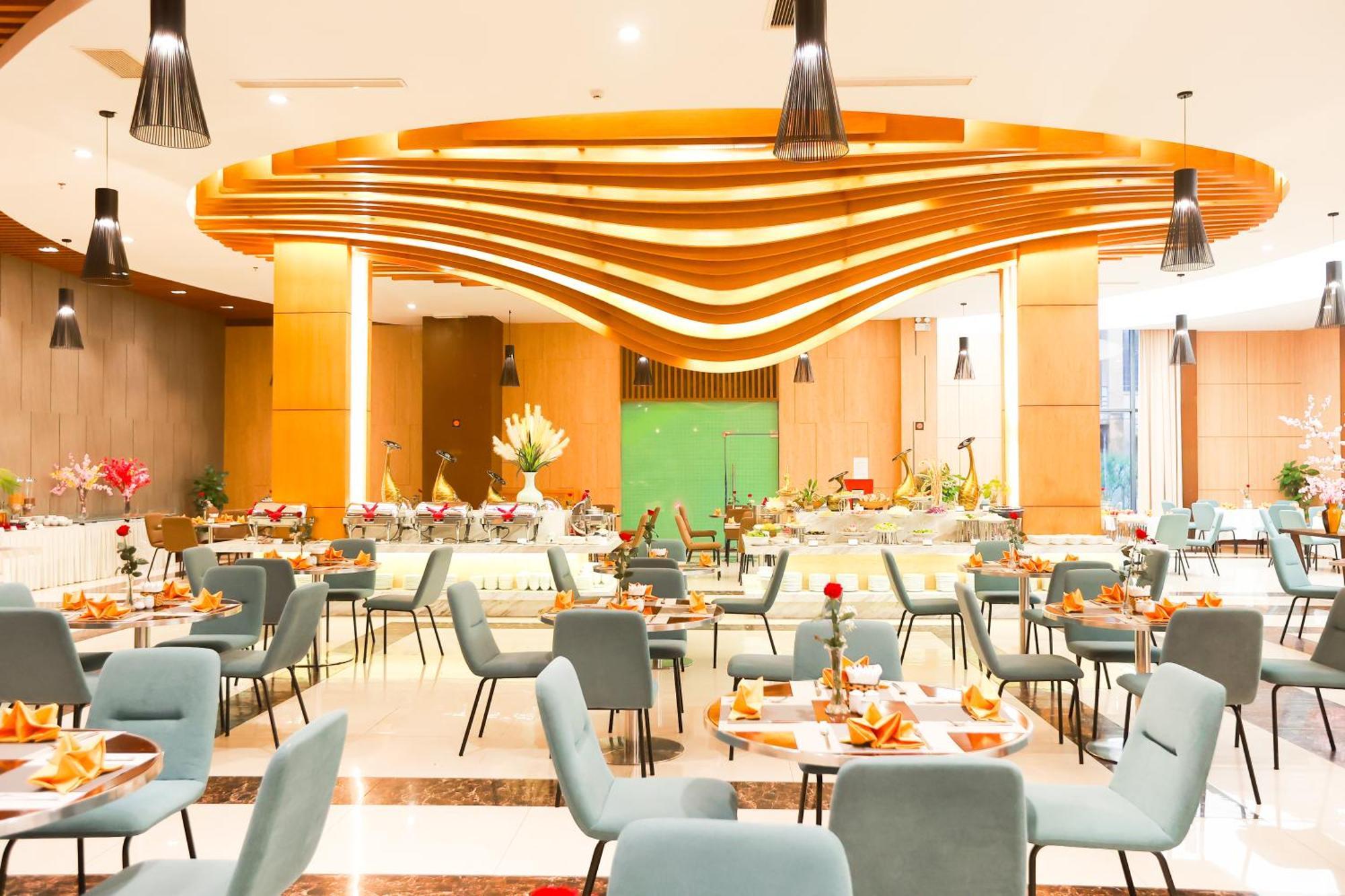 Muong Thanh Luxury Nhat Le Hotel Dong Hoi Extérieur photo