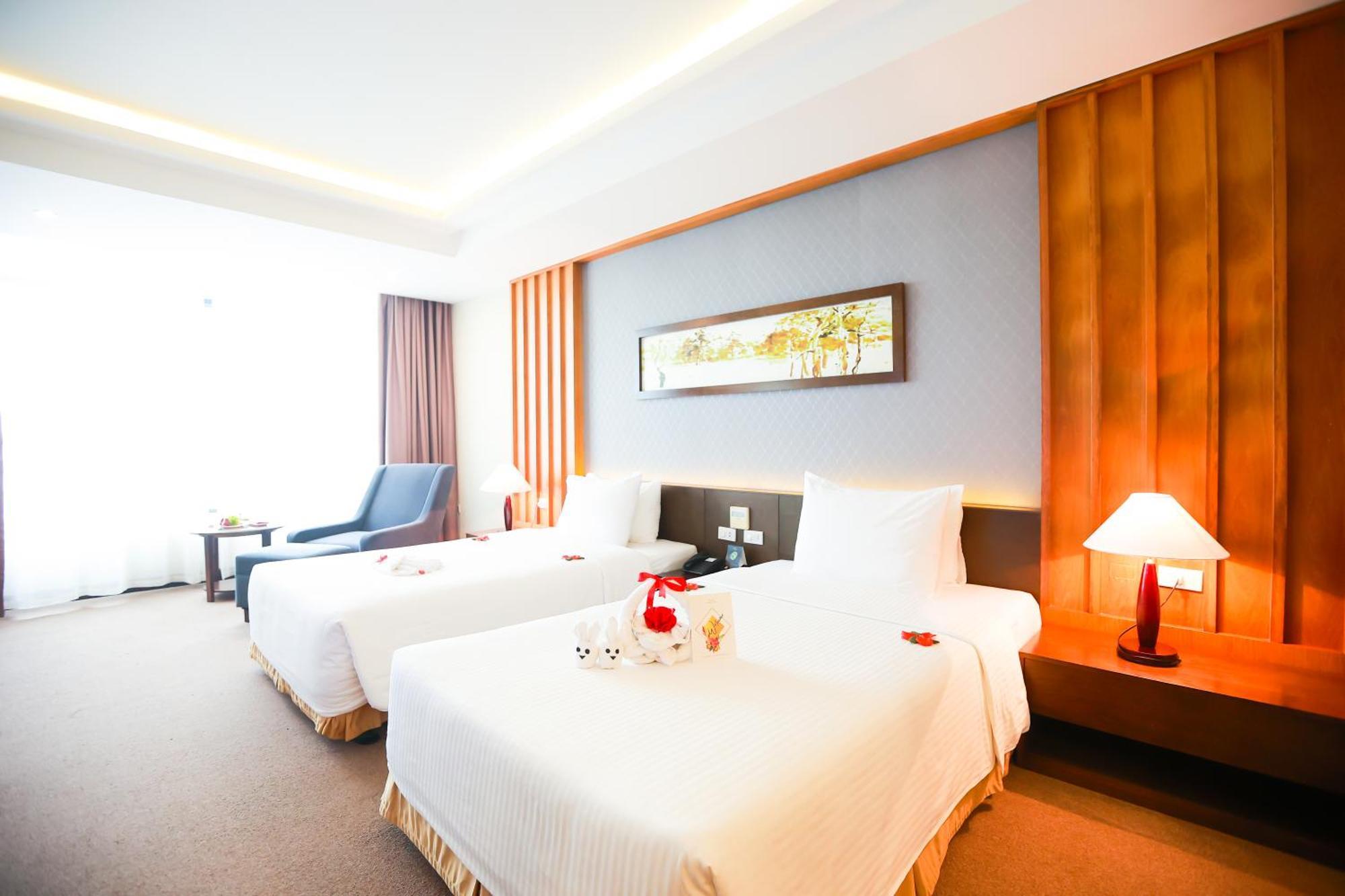 Muong Thanh Luxury Nhat Le Hotel Dong Hoi Extérieur photo