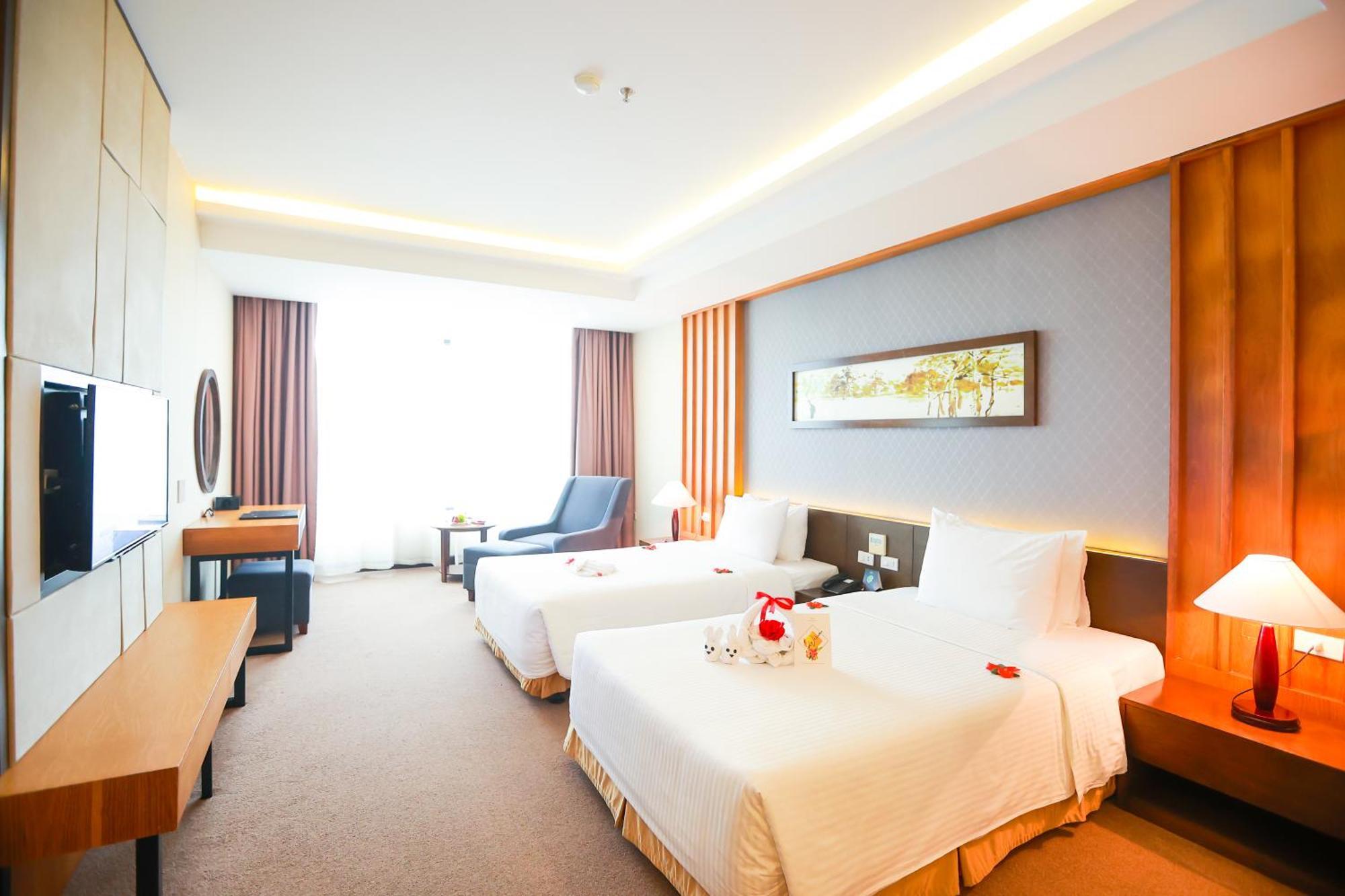 Muong Thanh Luxury Nhat Le Hotel Dong Hoi Extérieur photo