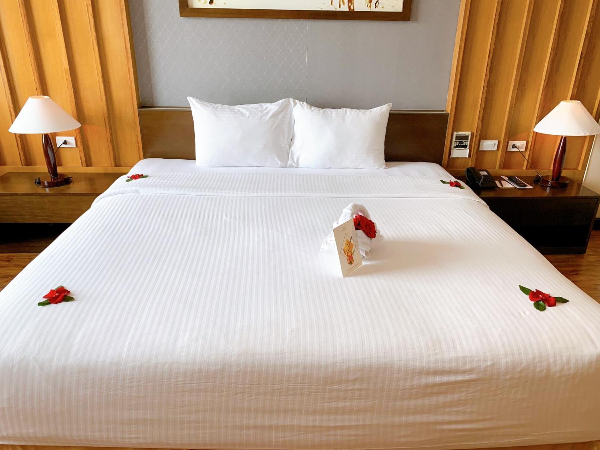 Muong Thanh Luxury Nhat Le Hotel Dong Hoi Extérieur photo