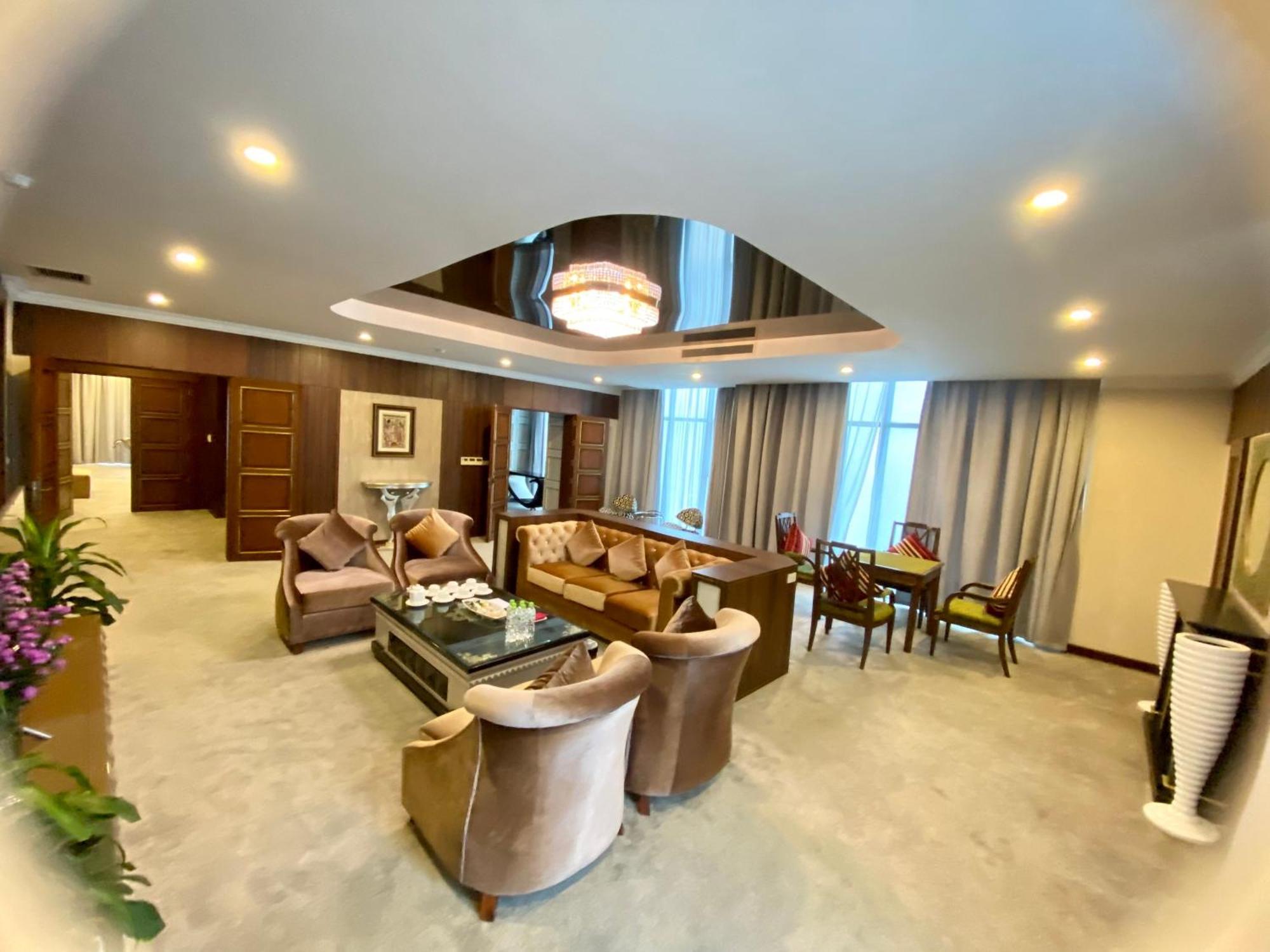 Muong Thanh Luxury Nhat Le Hotel Dong Hoi Extérieur photo