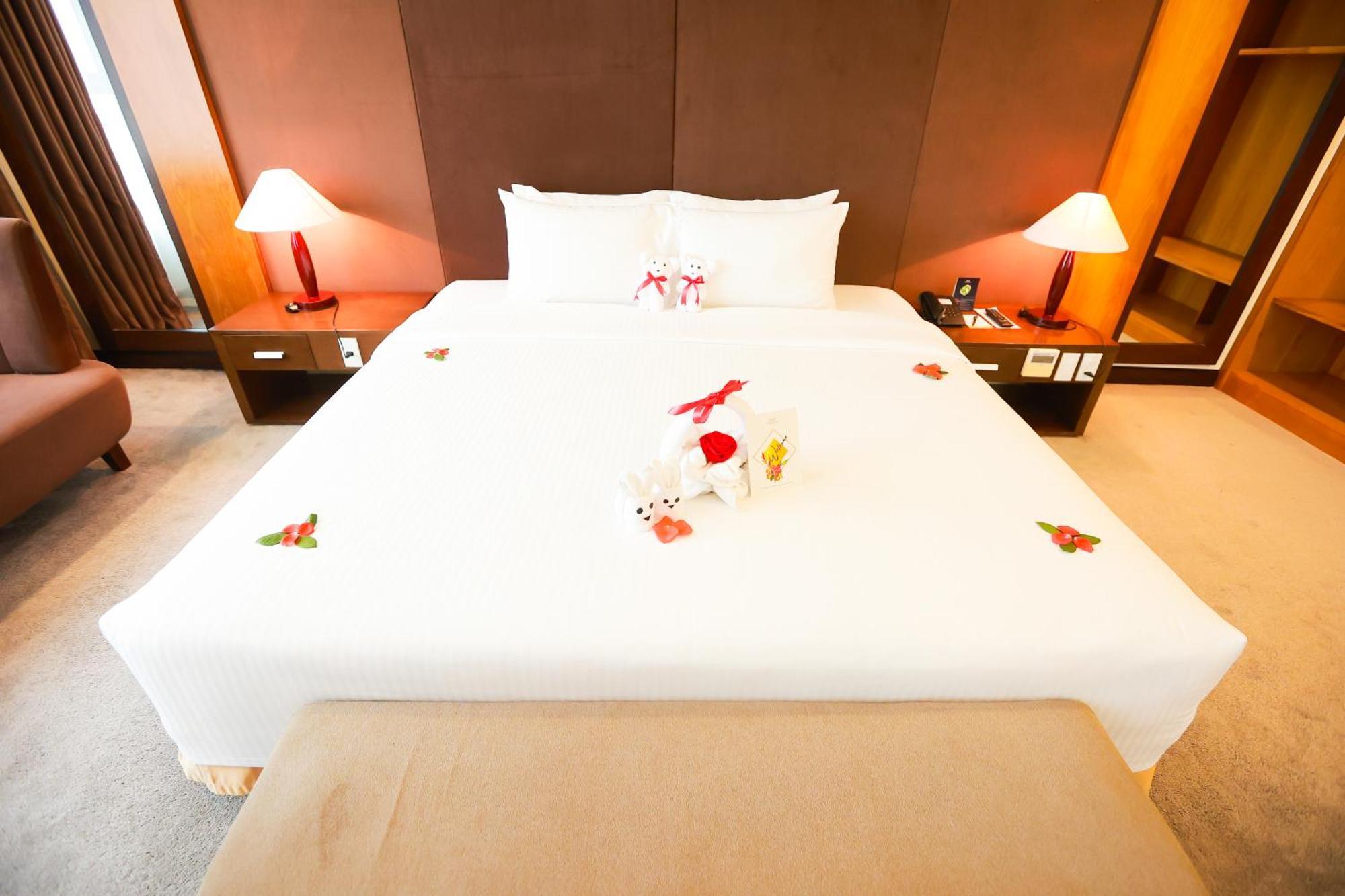 Muong Thanh Luxury Nhat Le Hotel Dong Hoi Extérieur photo